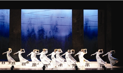 舞剧《永不消失的电波》来津魅力依旧